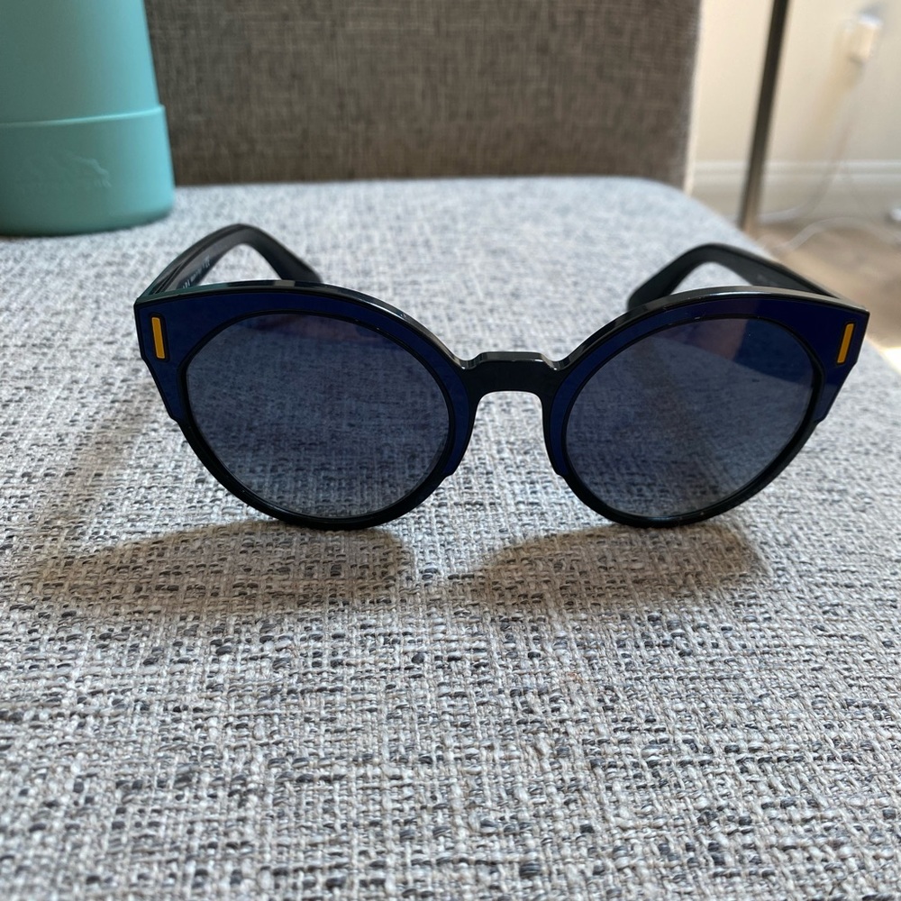 PRADA SUNGLASSES